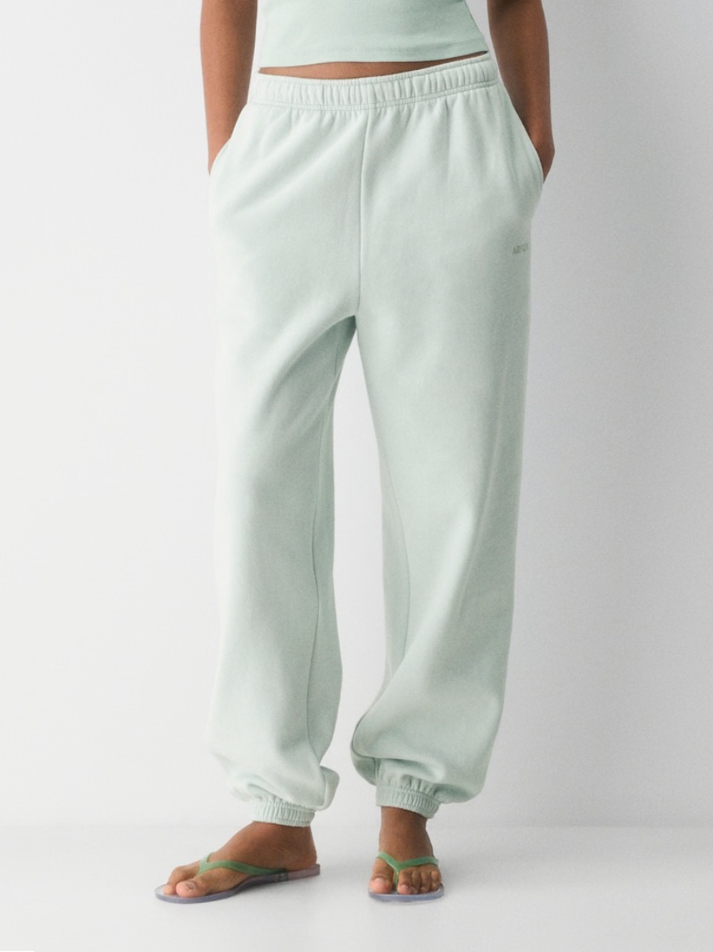 Aritzia Cozy Sweatfleece Mega Jogger